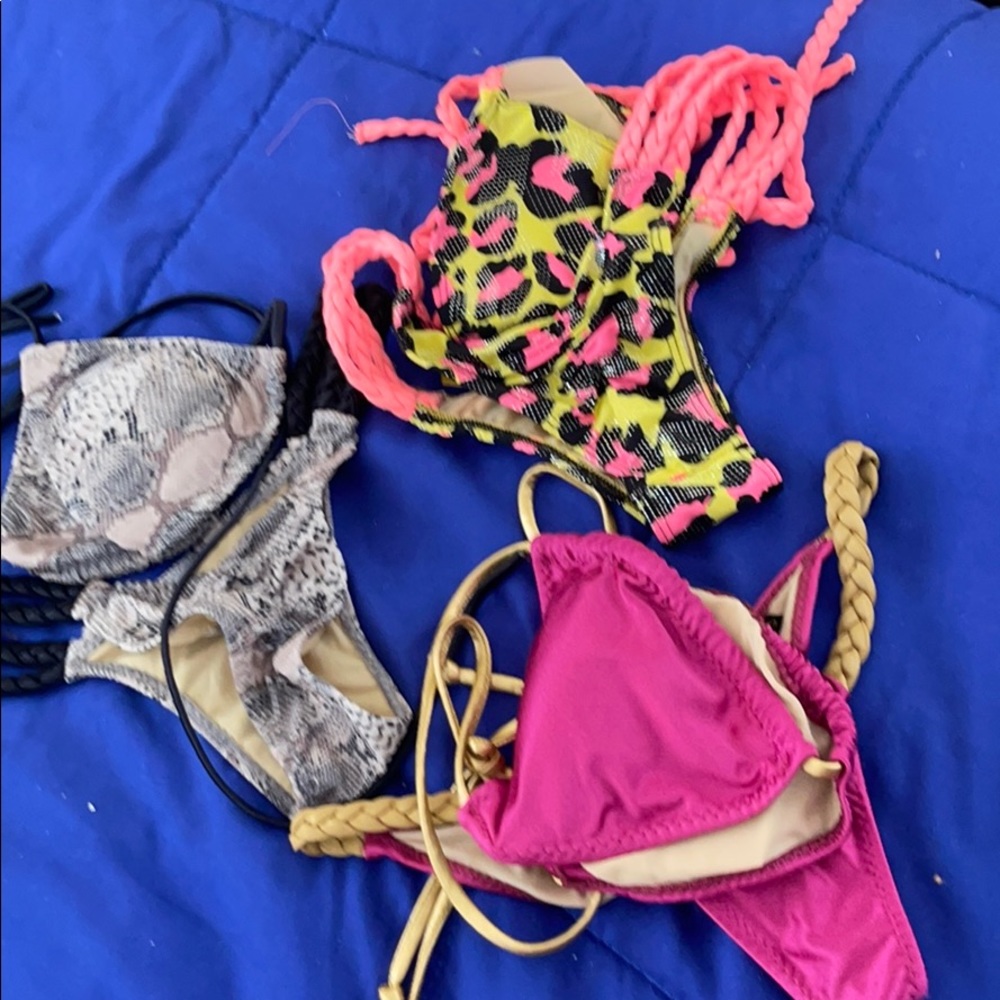Multiple bikinis